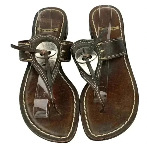 Bernardo sandals 7.5 chocolate brown leather south western bolo thong flip flops - Picture 12 of 12